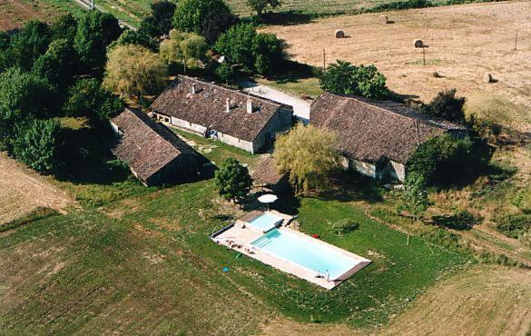 Chambres D'Hotes Le Chintre Queyssel Exterior photo
